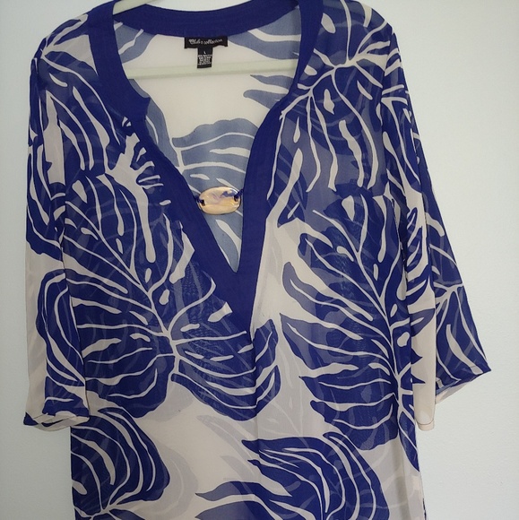 Beach pullover - Picture 2 of 3